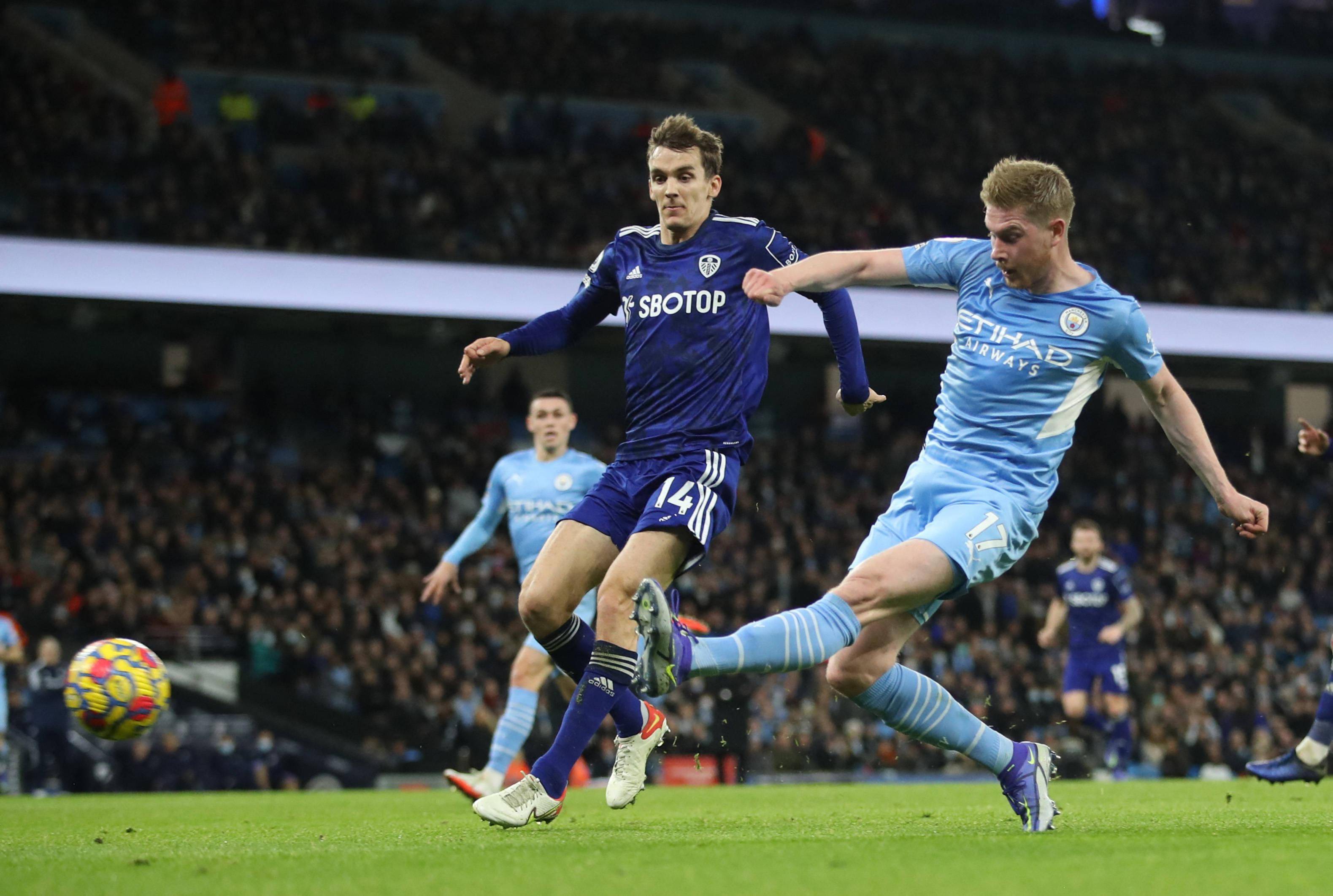 包括左后卫 包括左后卫